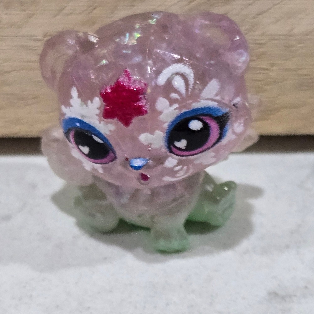 Magic Mixies Mixlings Mini Figure Pink Translucent Glitter Snowflake Winter Toy